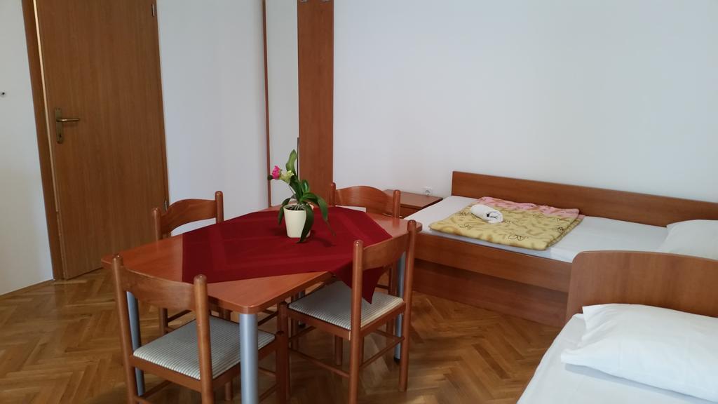 Apartments Marija Novalja Εξωτερικό φωτογραφία