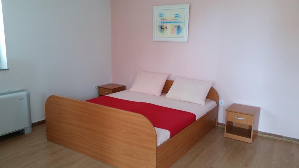 Apartments Marija Novalja Εξωτερικό φωτογραφία